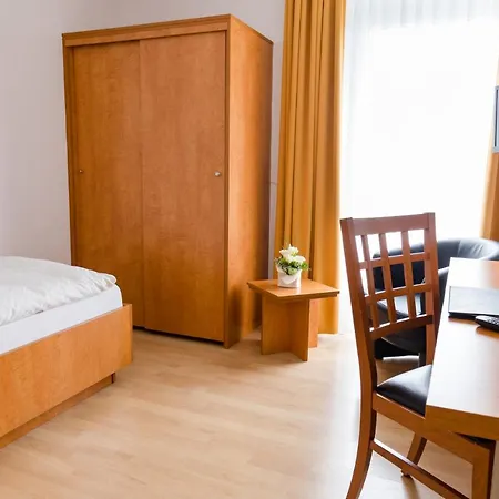 Gaestehaus Wilgersdorf Gmbh 酒店