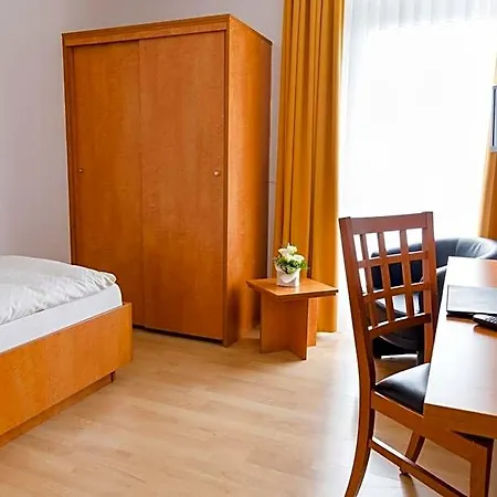 Hotel Gaestehaus Wilgersdorf Gmbh Wilnsdorf